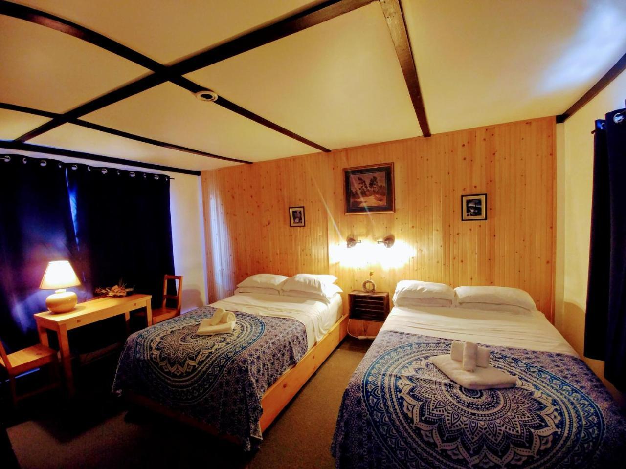 Dwight Riverside Inn Esterno foto